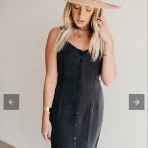 Carly Jean Los Angeles Summer Dress Small